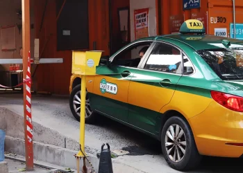 Are Battery Swaps the Future of EV Charging in China?