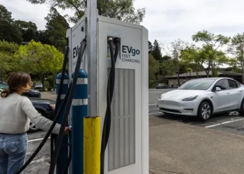 California and 10 States Sue Trump to Save 2035 EV Rules