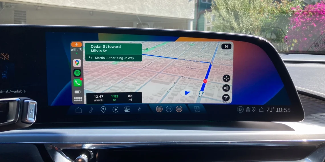 GM EVs Keep Apple CarPlay Outside the U.S.