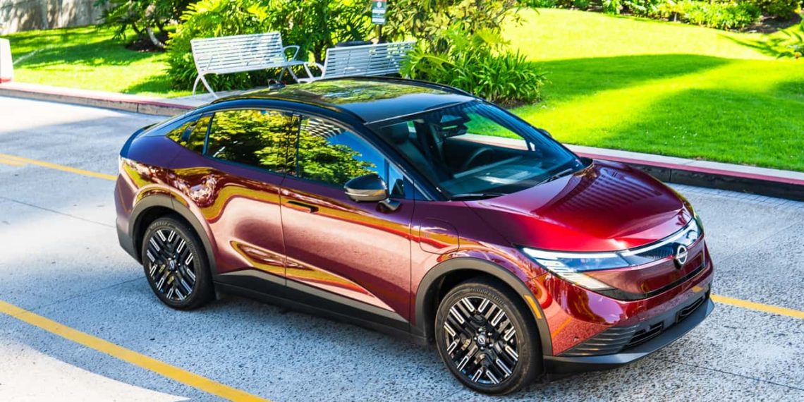 New Nissan Leaf Faces Battery Shortage