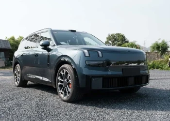 Extended-Range EVs