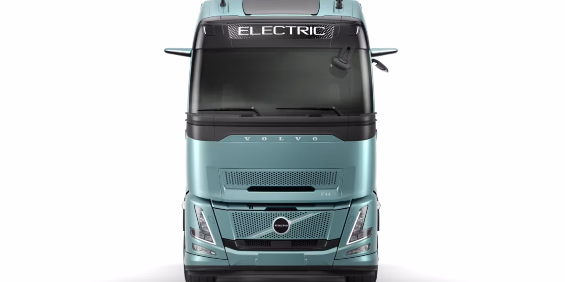 Volvo FH Aero Electric Extends Range to 435 Miles